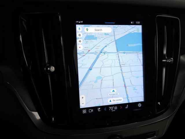 Used 2023 Volvo S60 B5 Core w/ Climate Package image 23