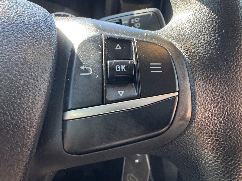 Used 2022 Ford Maverick XL image 17