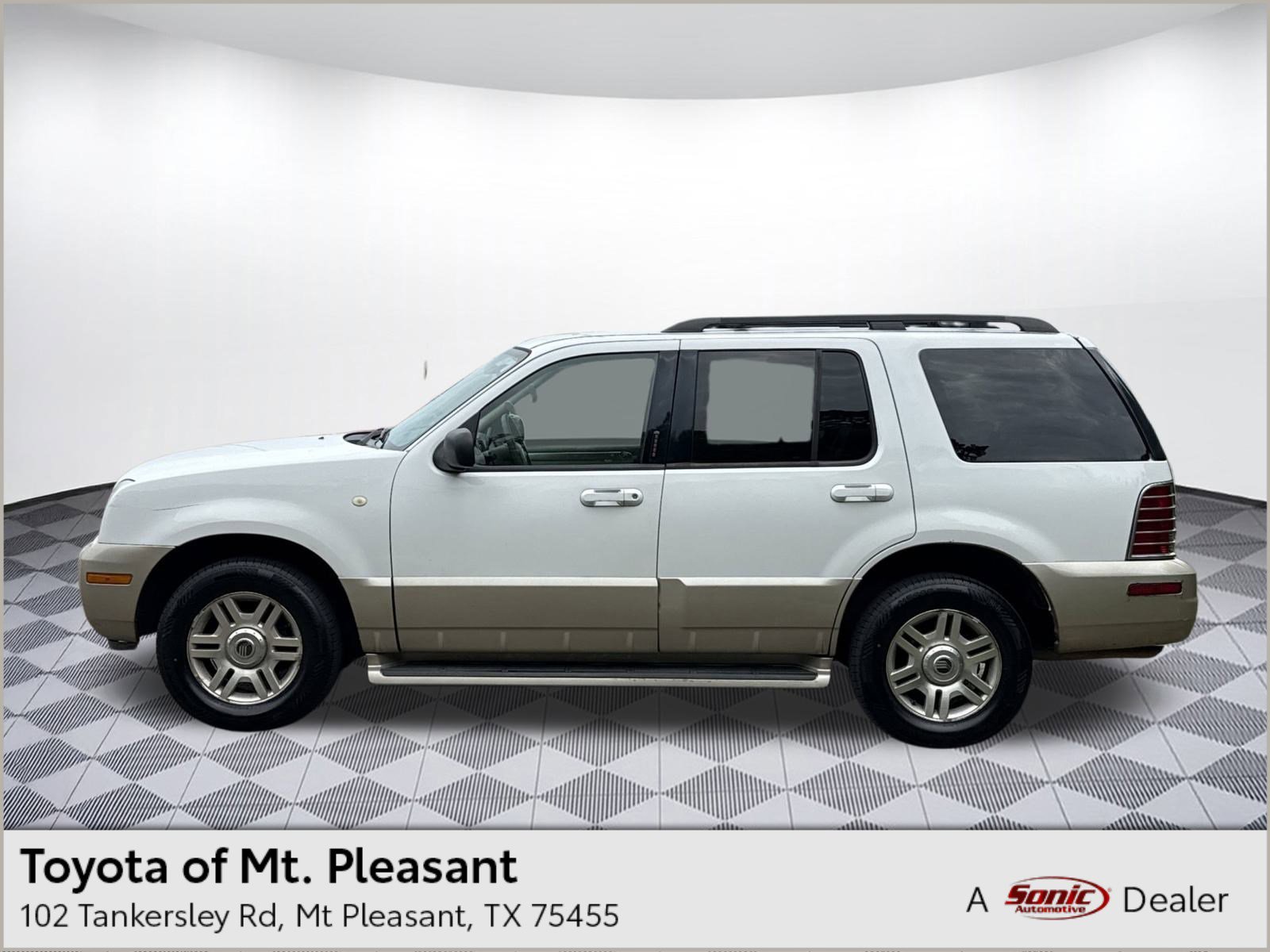 Used 2004 Mercury Mountaineer Convenience