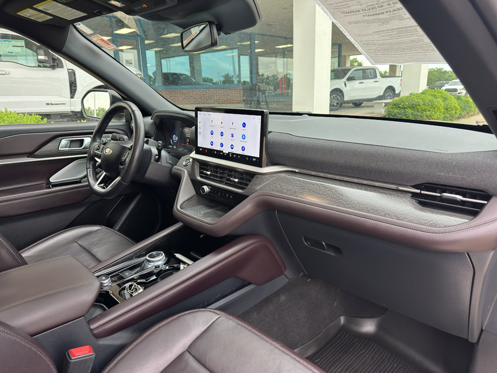 Used 2025 Ford Explorer Platinum AWD/4WD image 37