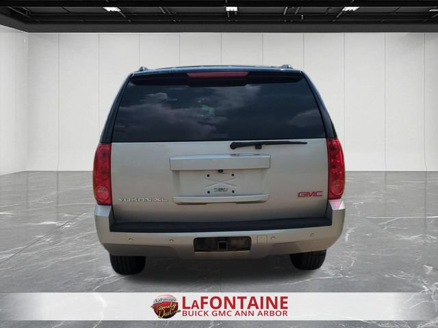 Used 2013 GMC Yukon XL SLT AWD/4WD image 7