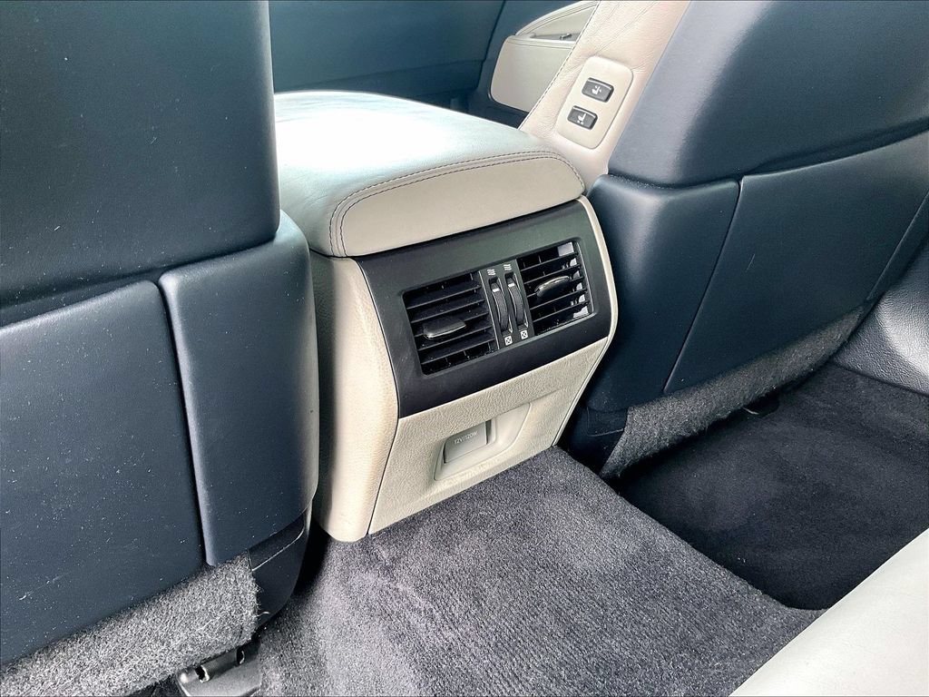 Used 2014 Lexus LS 460 AWD w/ Comfort Package image 33