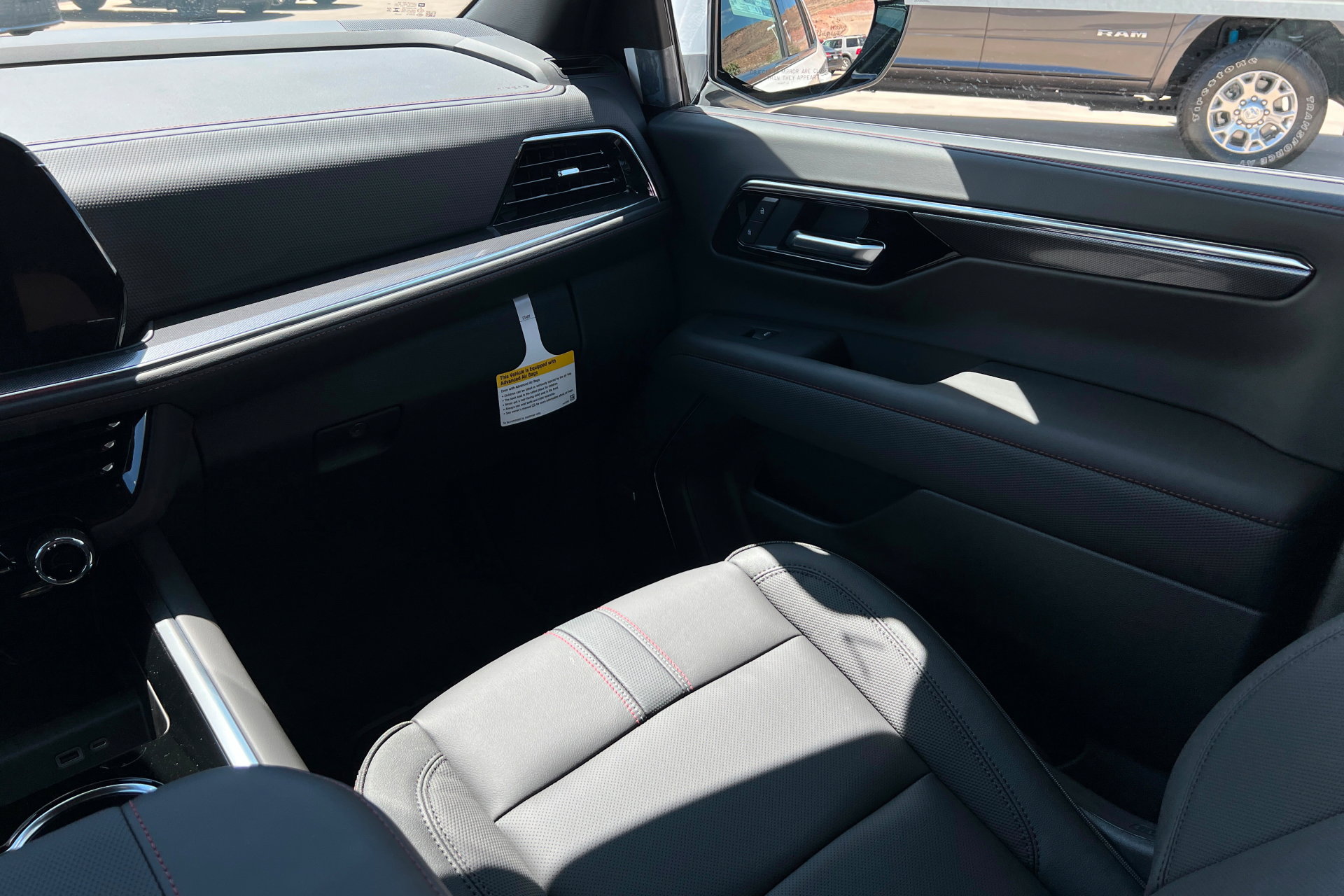 New 2026 Chevrolet Tahoe RST w/ Comfort Package AWD/4WD image 11