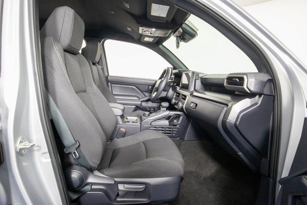 Used 2025 Toyota 4Runner SR5 image 10