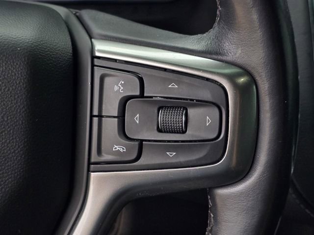 Used 2022 Chevrolet Suburban LT image 16