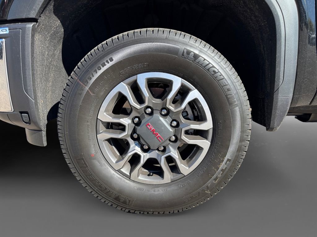 Used 2026 GMC Sierra 2500 SLT image 15