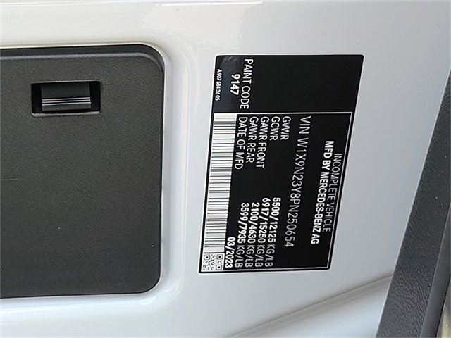 Used 2023 Mercedes-Benz Sprinter 4500 image 21