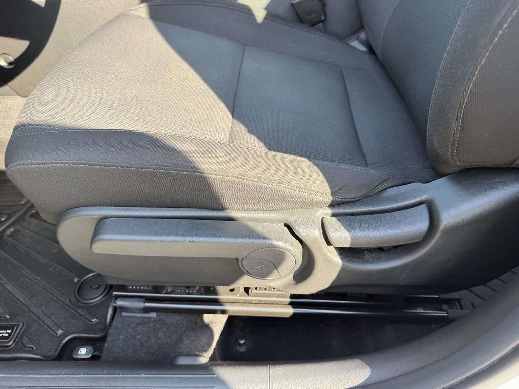 Used 2024 Hyundai Kona SE AWD/4WD image 20