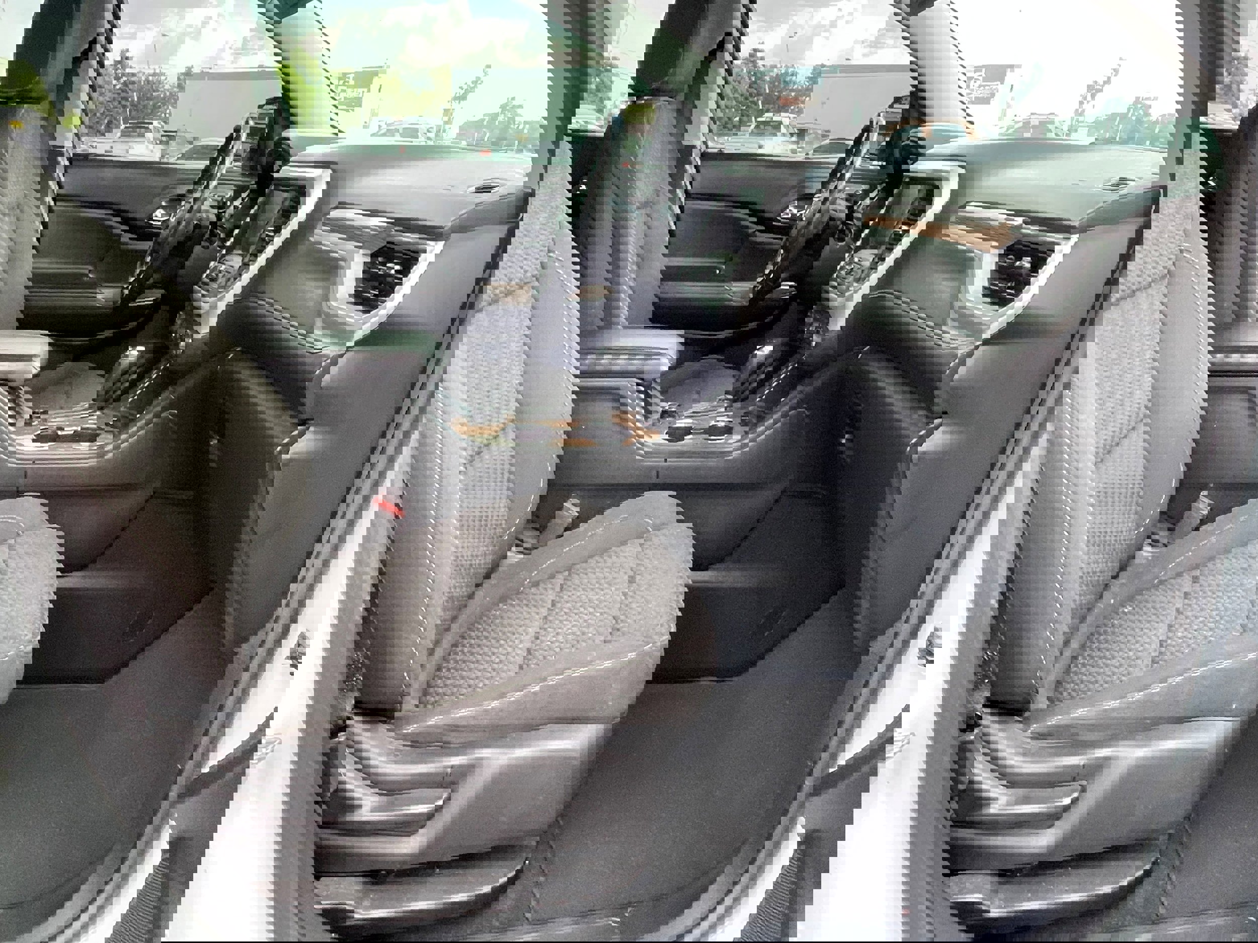 Used 2017 GMC Acadia SLE w/ Driver Alert Package I image 24