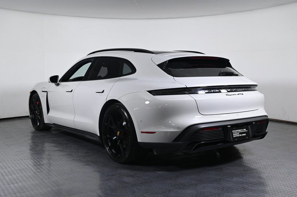 Used 2024 Porsche Taycan GTS image 3