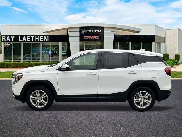 Used 2024 GMC Terrain SLE video 2