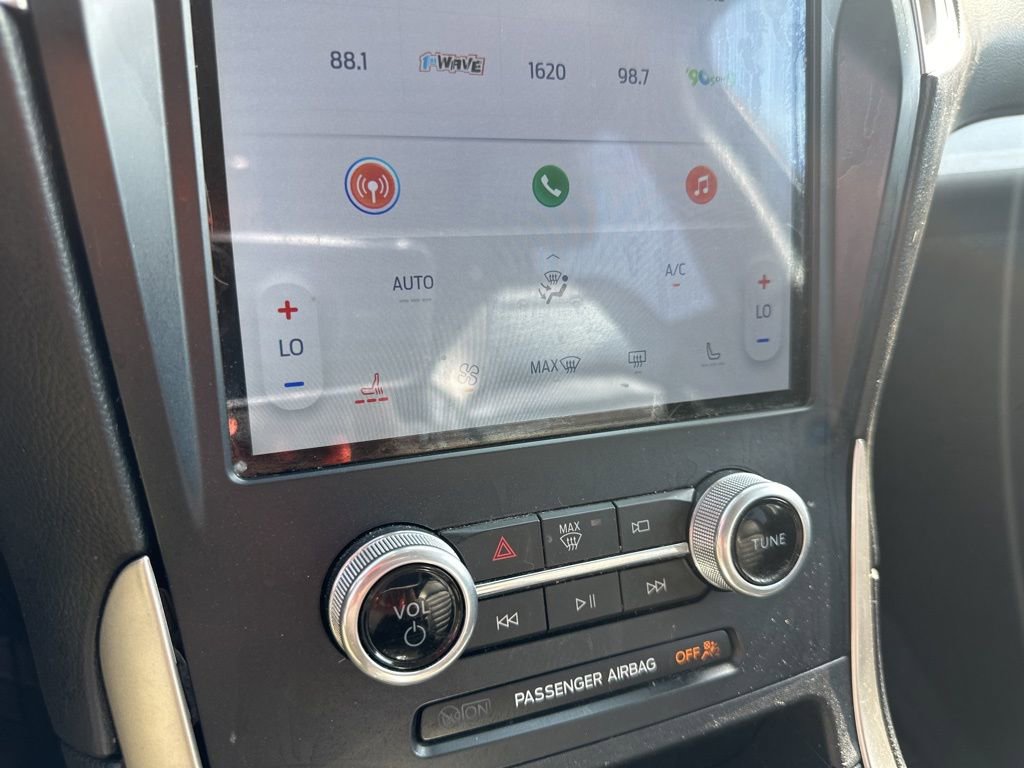 Used 2023 Ford Edge SEL image 19