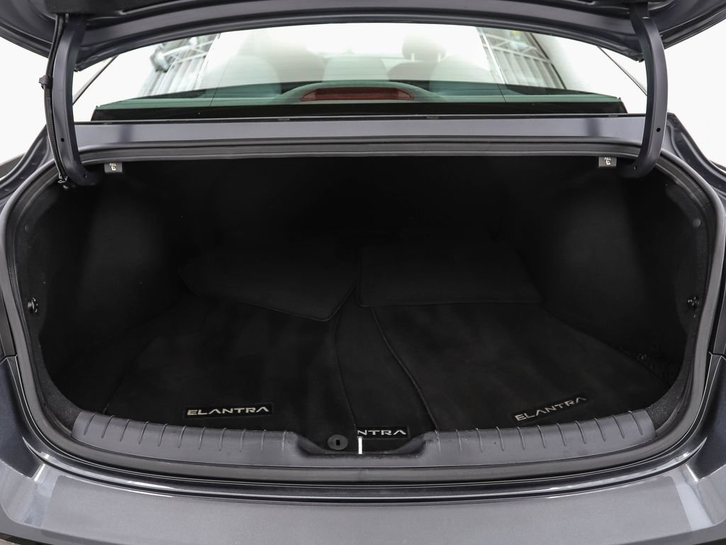 Used 2023 Hyundai Elantra SEL FWD image 23