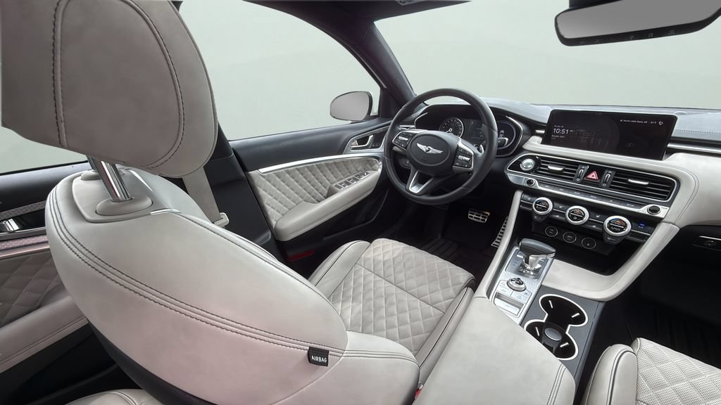 Used 2023 Genesis G70 3.3T w/ Sport Prestige Package AWD/4WD image 16