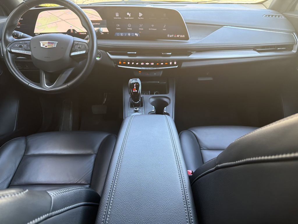 Certified 2025 Cadillac XT4 Premium Luxury image 22