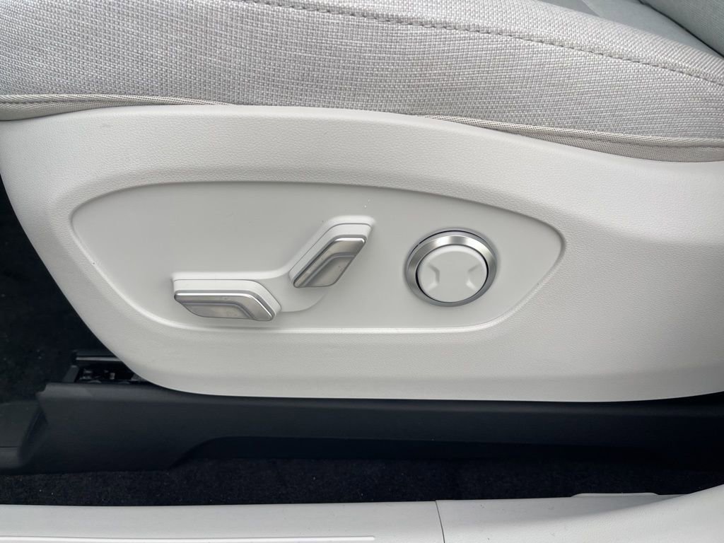 New 2026 Hyundai Ioniq 9 SE image 22