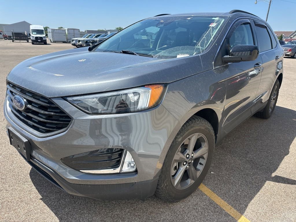 Used 2022 Ford Edge SEL w/ Sport Appearance Package AWD/4WD image 13