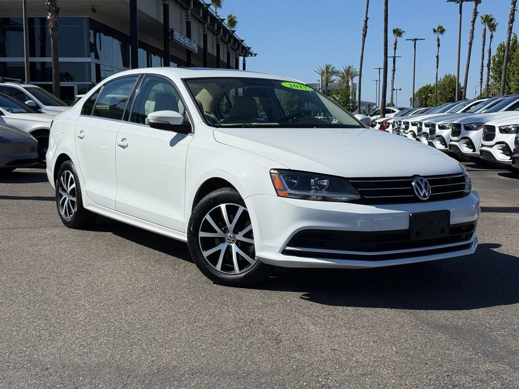 Used 2017 Volkswagen Jetta SE FWD video 1
