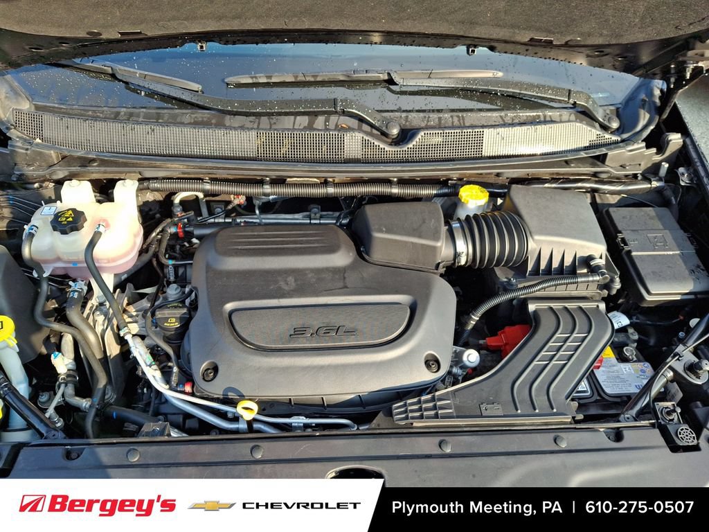Used 2026 Chrysler Pacifica Limited w/ S Appearance Package FWD image 31