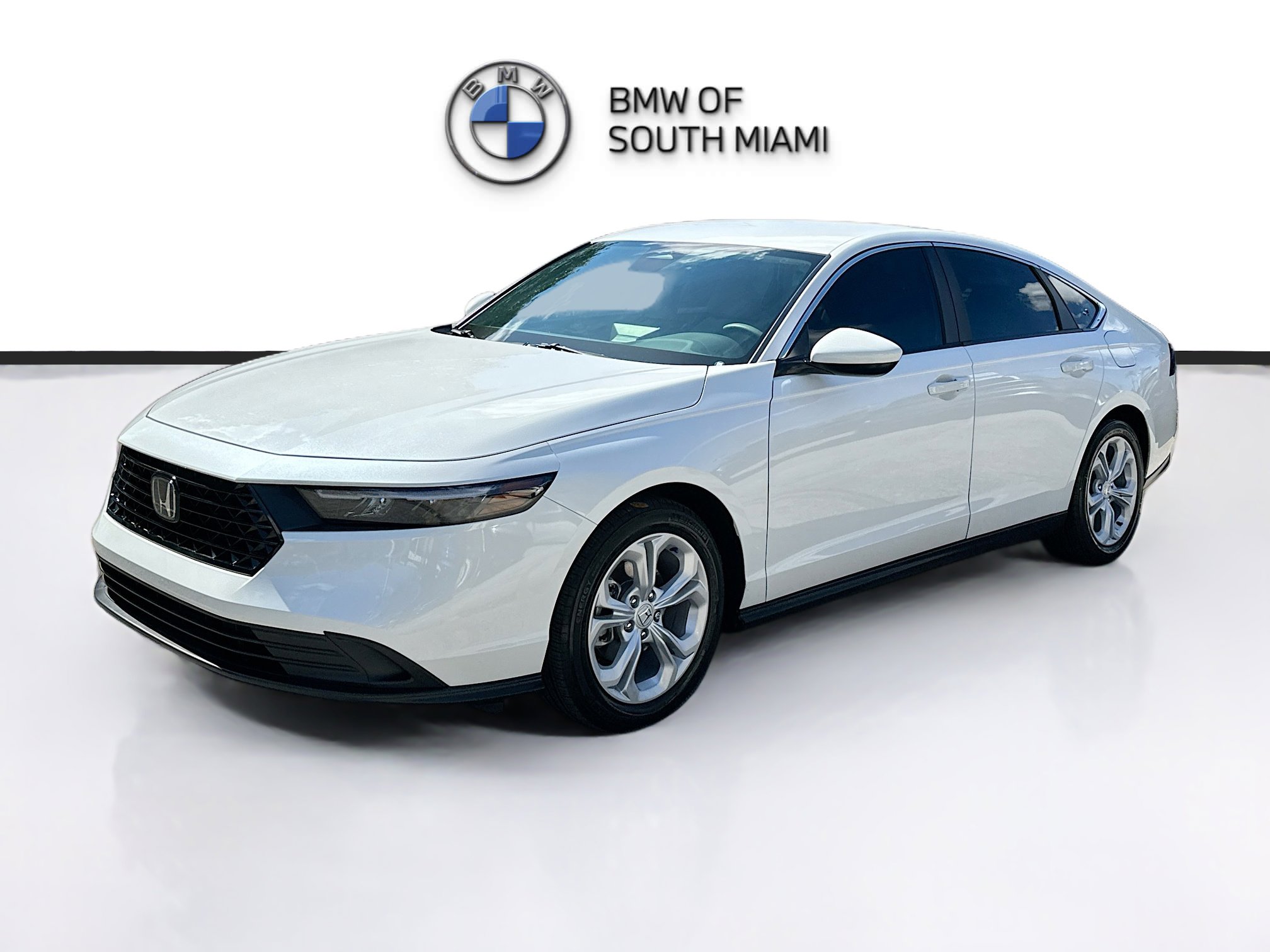 Used 2025 Honda Accord LX image 3