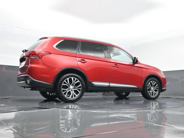 Used 2018 Mitsubishi Outlander GT AWD/4WD image 27
