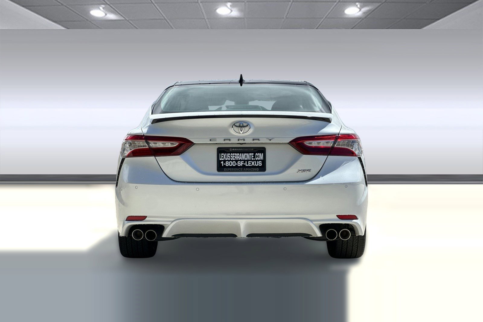 Used 2019 Toyota Camry XSE w/ Driver Assist Package FWD image 9