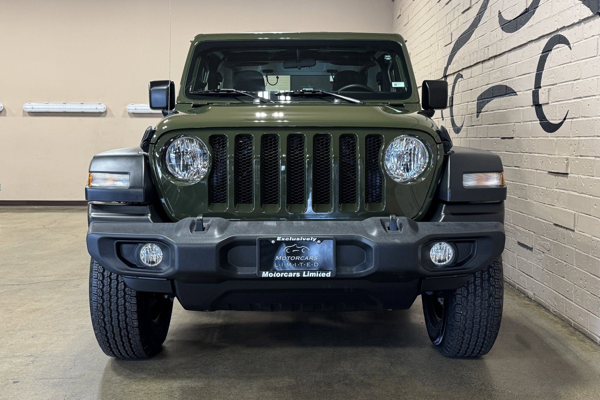 Used 2021 Jeep Wrangler Sport image 10