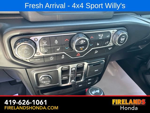 Used 2021 Jeep Wrangler Unlimited Sport AWD/4WD image 24