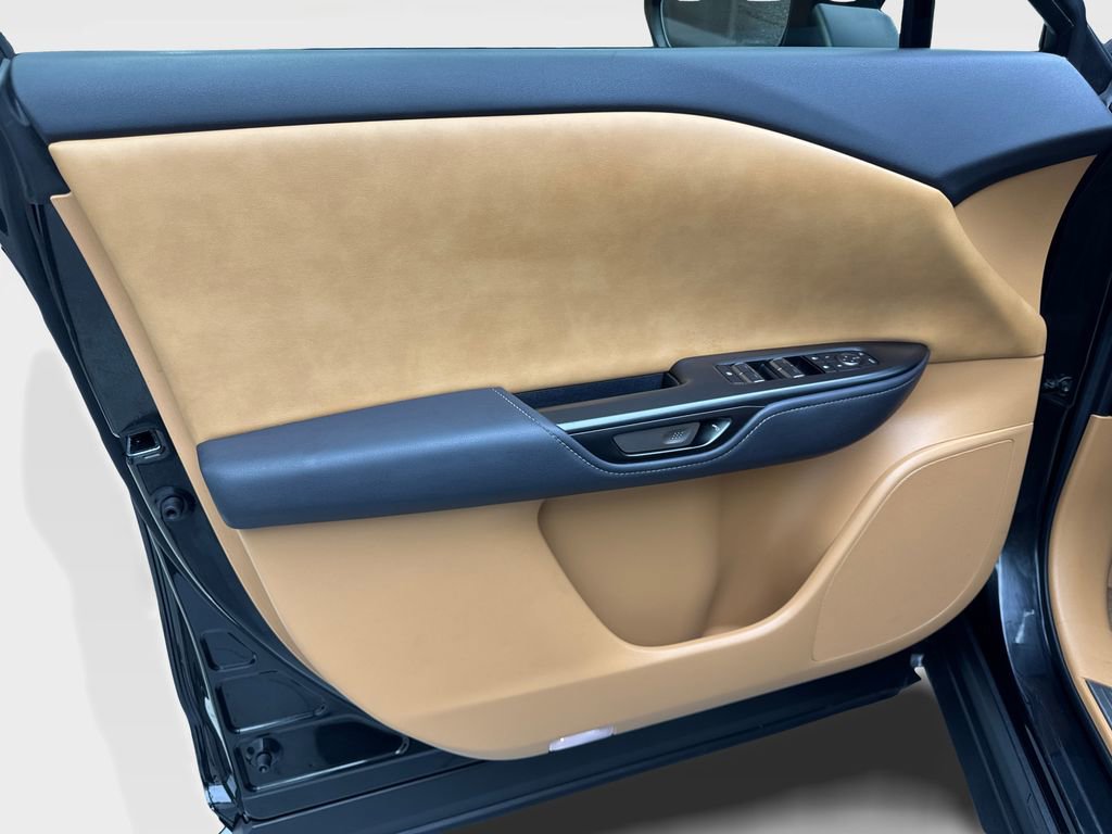 Used 2023 Lexus RZ 450e Premium w/ Technology Package image 31