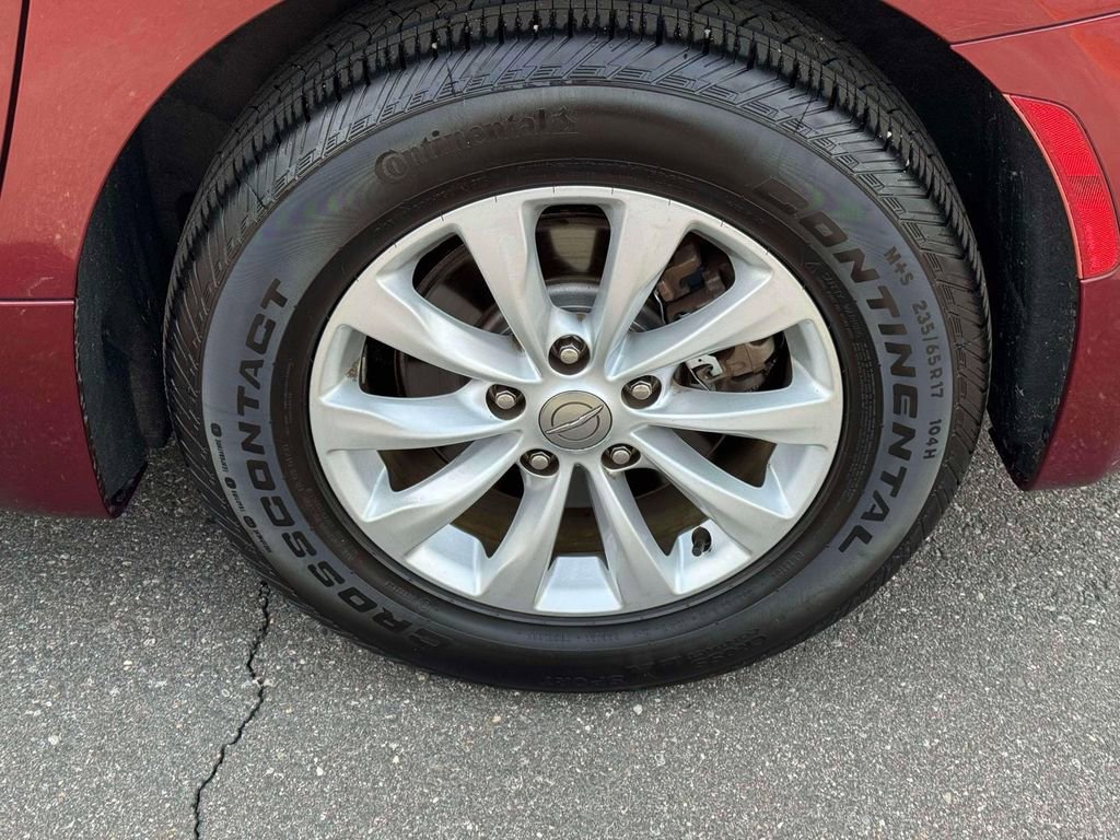 Used 2018 Chrysler Pacifica Touring-L Plus w/ Advanced Safetytec Group image 12