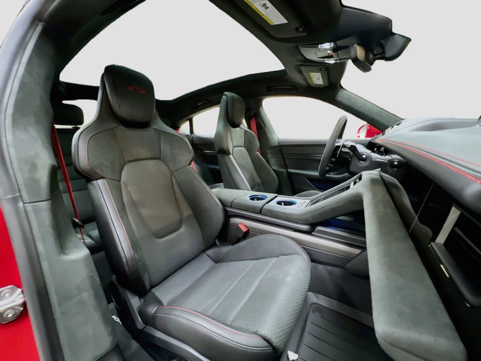 New 2026 Porsche Taycan GTS AWD/4WD image 30