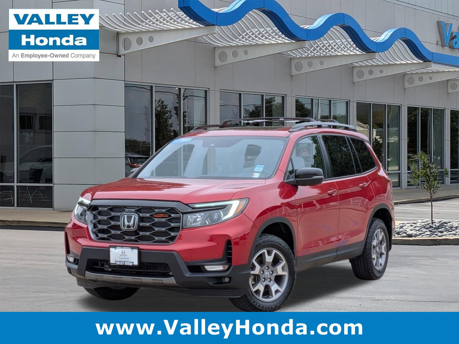 Certified 2023 Honda Passport TrailSport image 1
