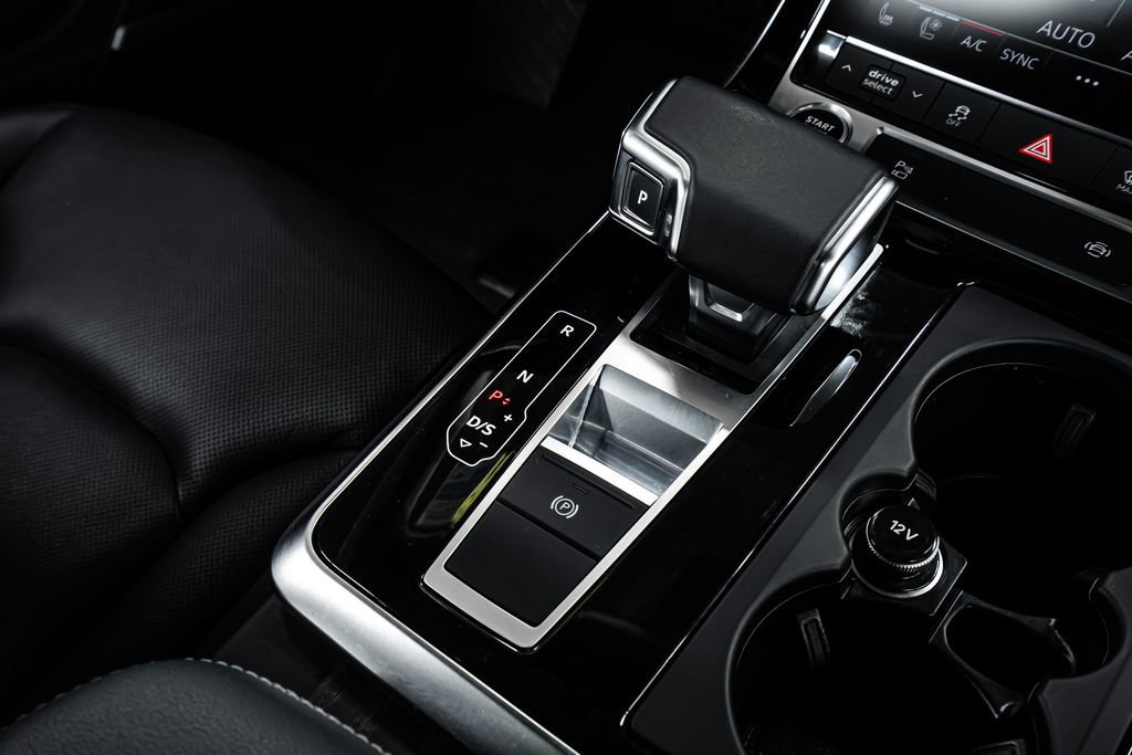 Used 2023 Audi Q8 Premium Plus w/ Premium Plus Package image 26