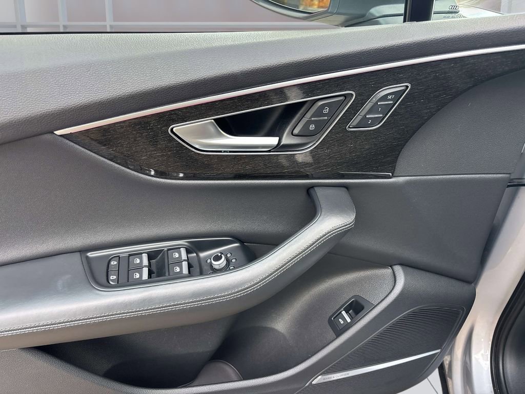 Used 2022 Audi Q7 3.0T Premium Plus image 23
