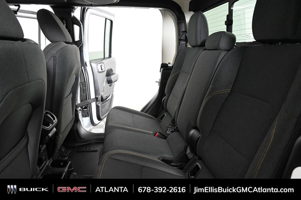 Used 2024 Jeep Gladiator Sport image 20