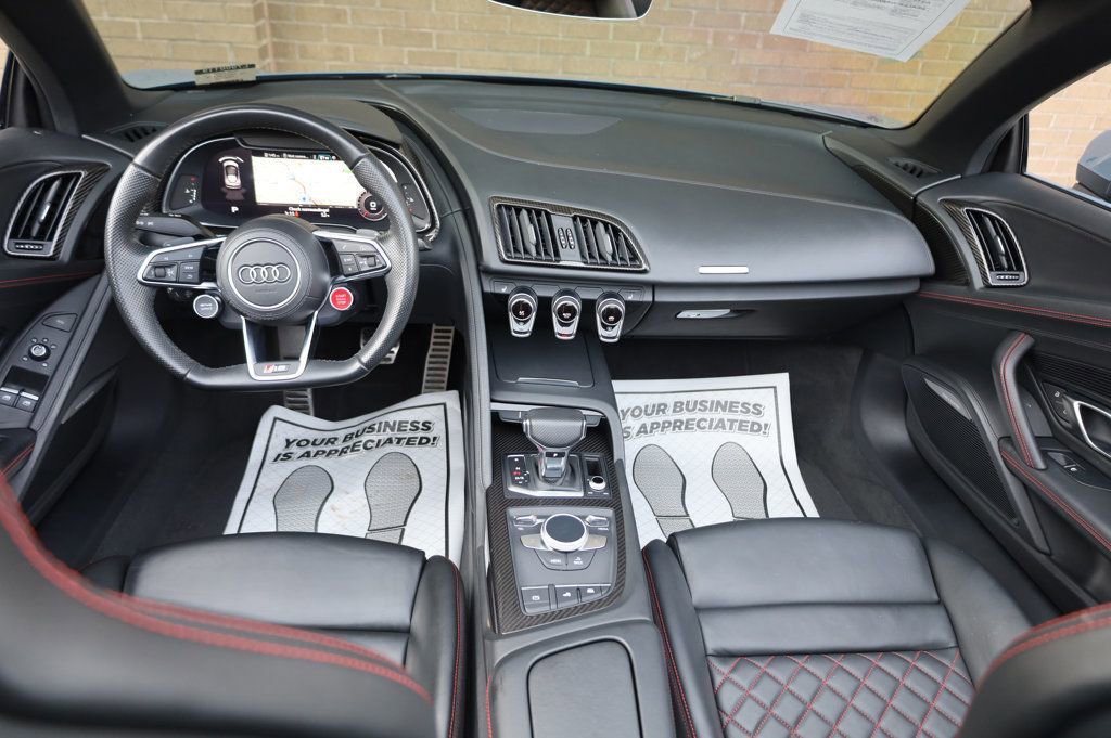 Used 2020 Audi R8 V10 w/ Carbon Exterior Package image 25