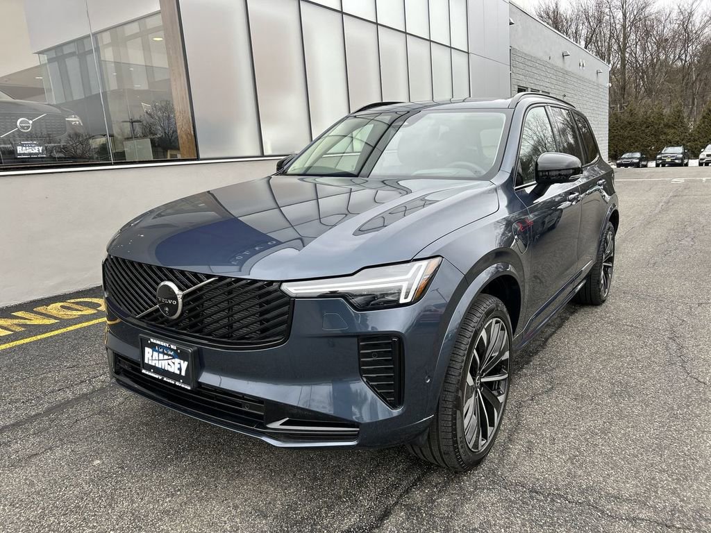 New 2026 Volvo XC90 T8 Ultra image 4