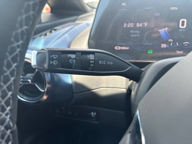 New 2026 Chevrolet Equinox EV LT AWD/4WD image 11