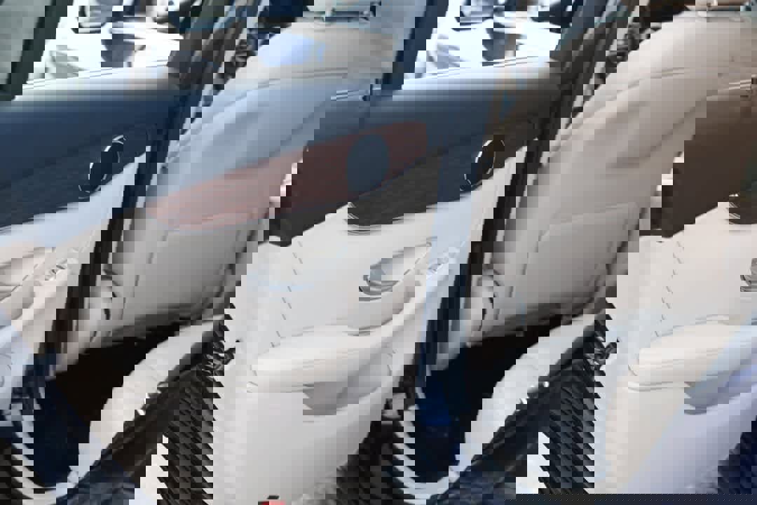 Used 2021 Mercedes-Benz GLC 300 GLC 300 image 17