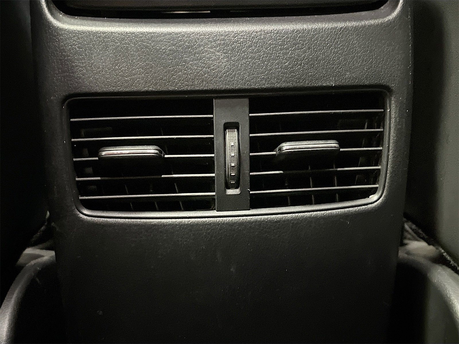 Used 2022 MAZDA CX-30 AWD 2.5 S w/ Premium Package image 27