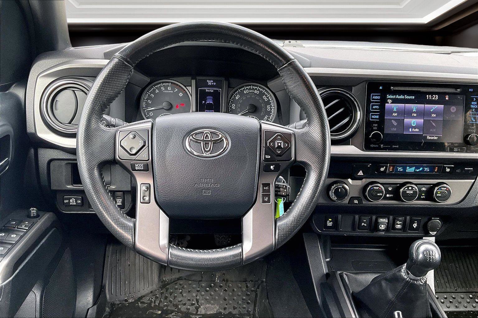 Used 2019 Toyota Tacoma TRD Off-Road image 5