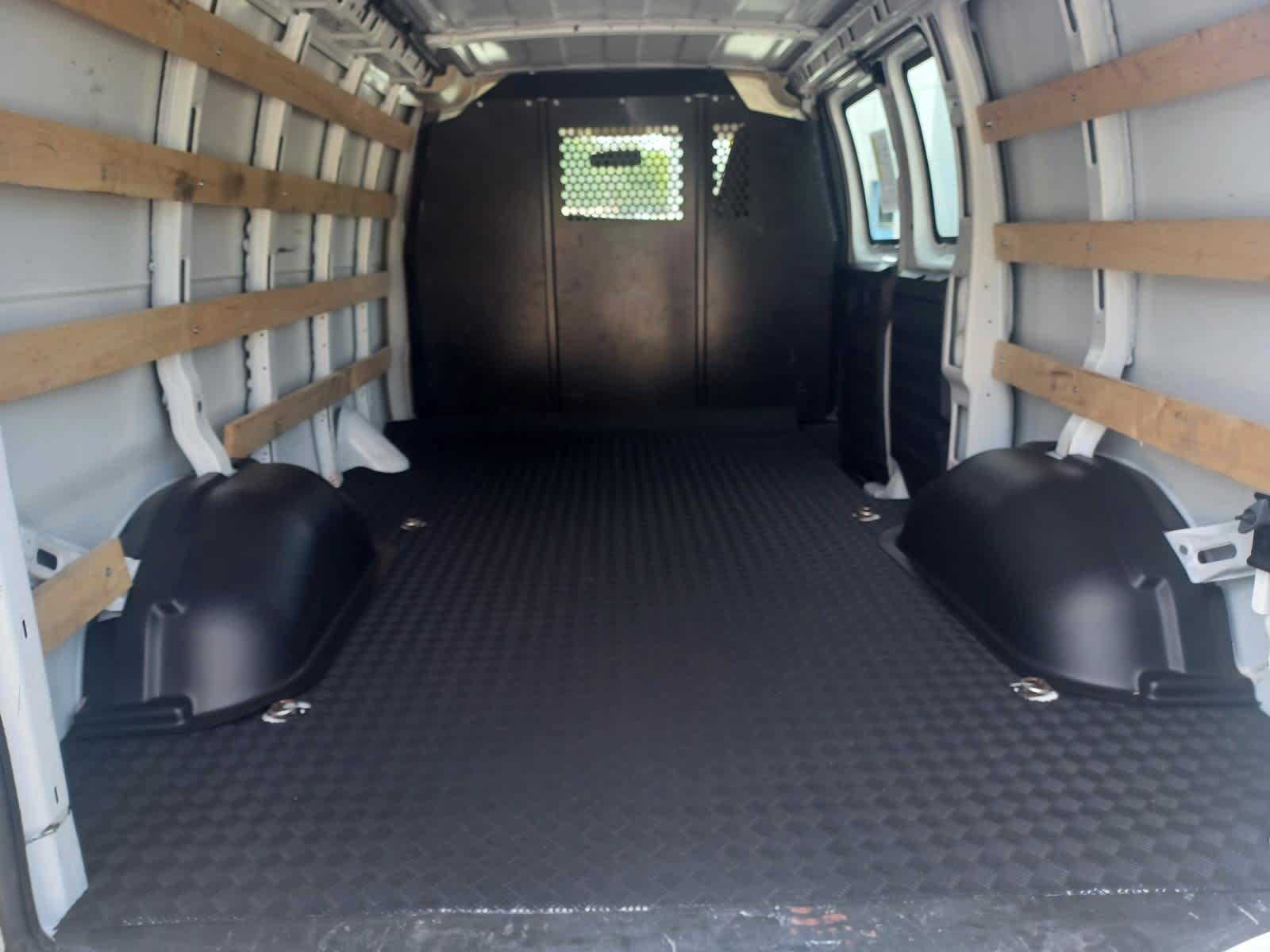 Used 2024 Chevrolet Express 2500 w/ Driver Convenience Package RWD image 13