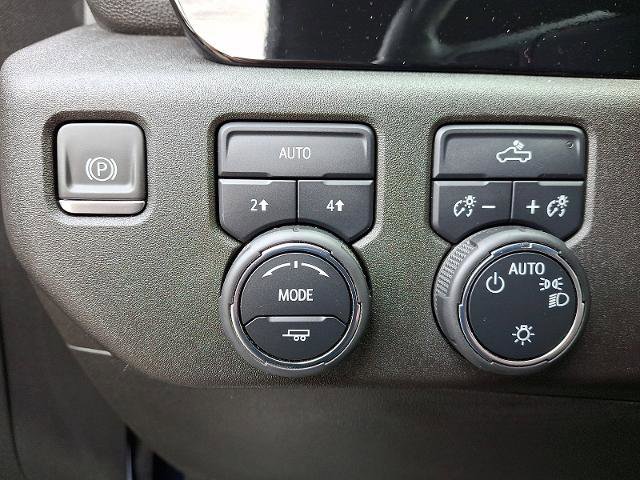 Used 2023 Chevrolet Silverado 1500 LT image 25