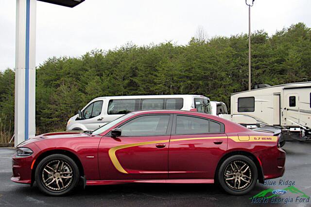 Used 2023 Dodge Charger R/T w/ Plus Group image 2