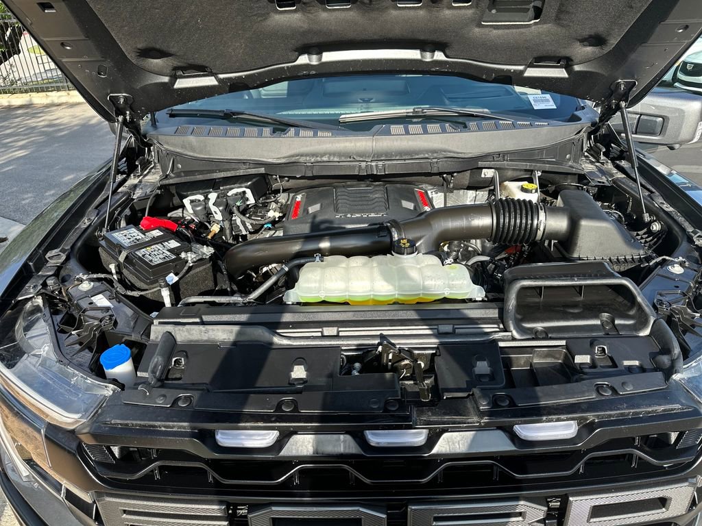 Used 2025 Ford F150 Raptor image 17