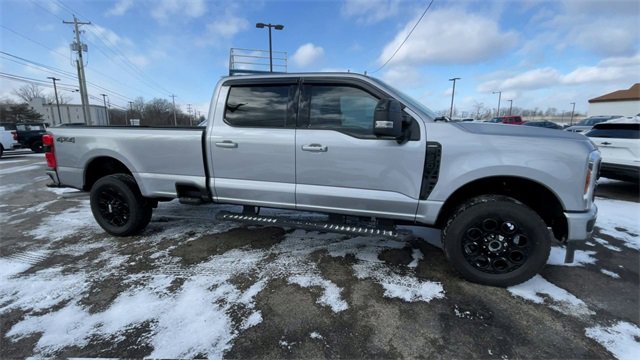 Used 2024 Ford F250 Lariat w/ Black Appearance Package image 3