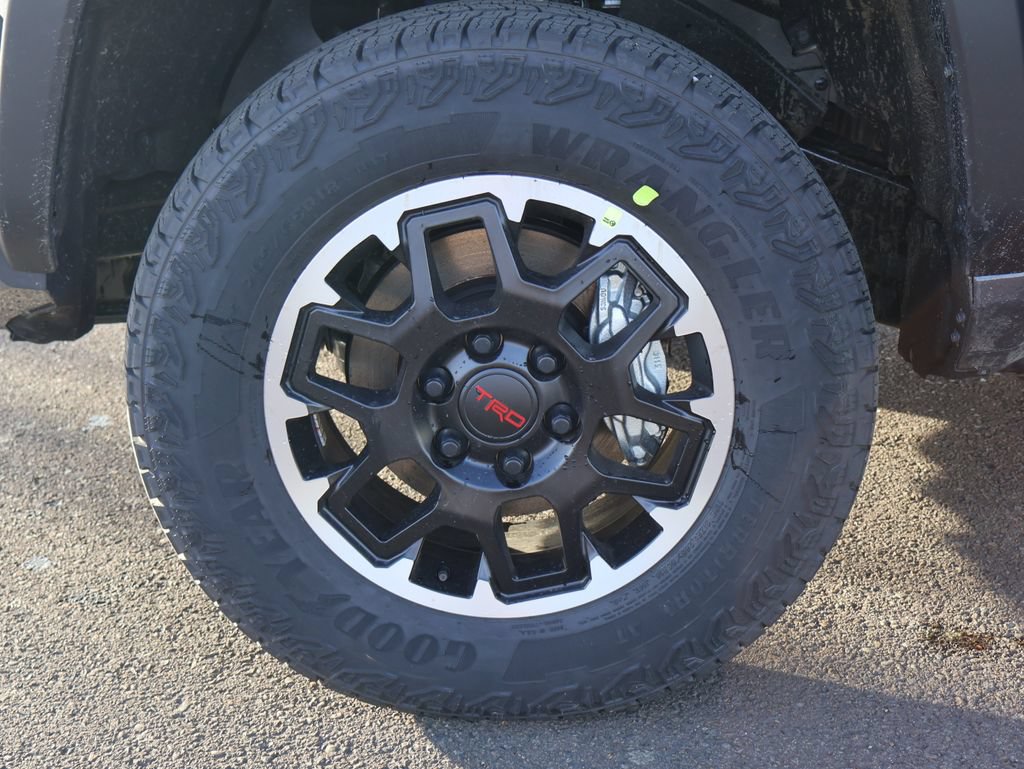 Used 2026 Toyota Tacoma TRD Off-Road w/ TRD Off Road Premium Package AWD/4WD image 40