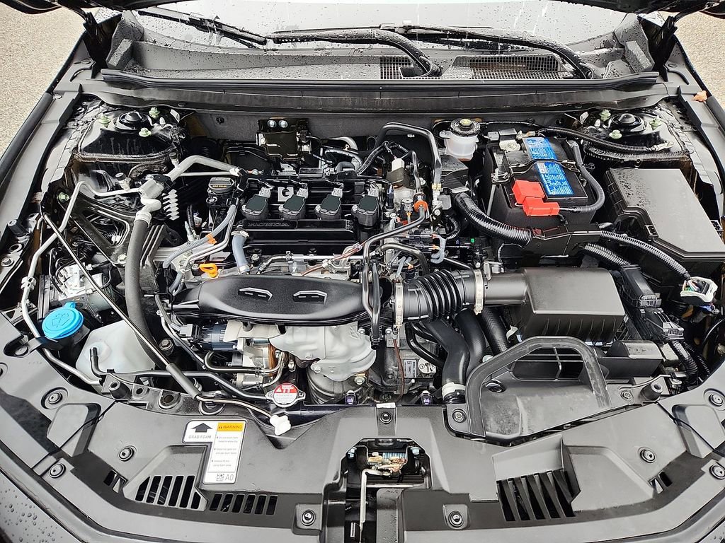 Used 2025 Honda Accord SE image 16