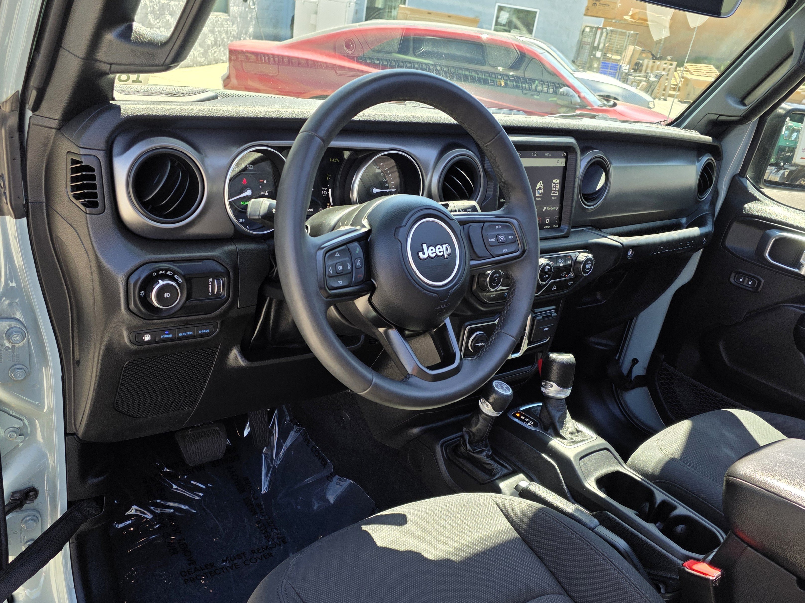 Certified 2023 Jeep Wrangler Unlimited w/ Sun & Screen Package AWD/4WD image 7