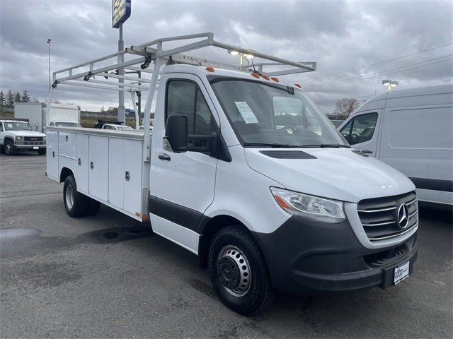 Used 2019 Mercedes-Benz Sprinter 170 w/ Chrome Grille Package image 2
